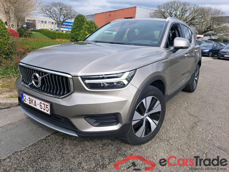 VOLVO - VOL XC40 T4 Recharge 211PK Geartronic Inscription Expression Leather & Winter & Park Assist & Semi Auto Foldable Towing Hook * HYBRID * #1