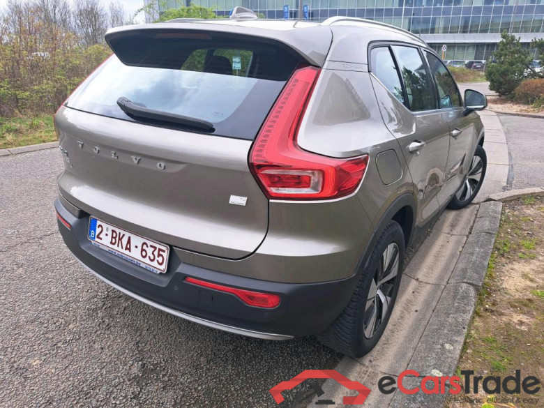 VOLVO - VOL XC40 T4 Recharge 211PK Geartronic Inscription Expression Leather & Winter & Park Assist & Semi Auto Foldable Towing Hook * HYBRID * #2