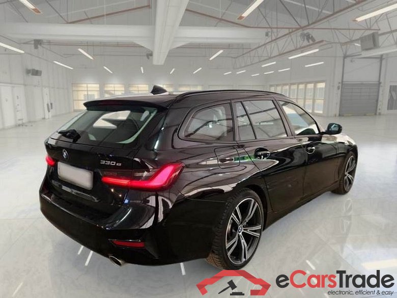BMW SERIE 3 / 2018 / 5P / STATION WAGON 330E XDRIVE BUSINESS ADVAN. TOURING AUTO #2