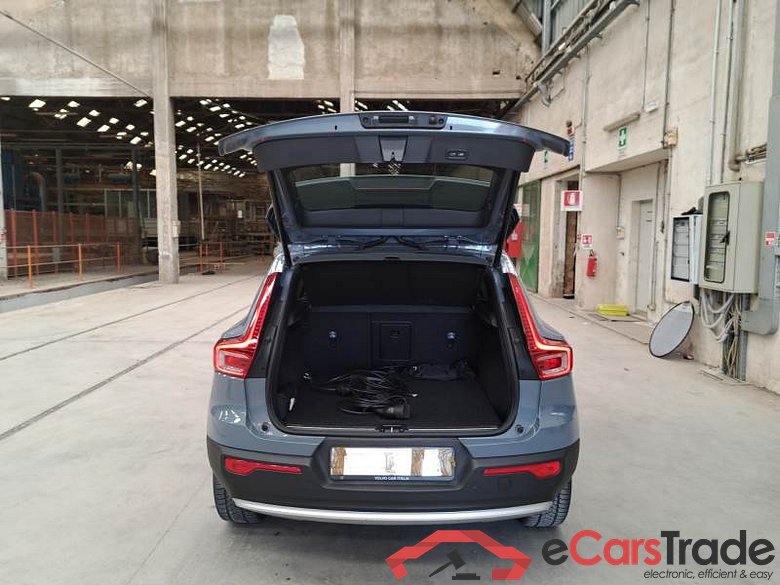 VOLVO XC40 / 2021 / 5P / SUV T5 RECHARGE PLUG-IN AUTO PLUS BRIGHT #5
