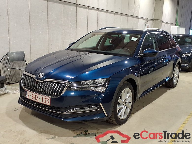 SKODA SUPERB COMBI 1.4 TSI PHEV 160KW DSG6 CLEVER #1
