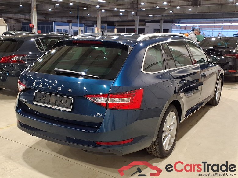 SKODA SUPERB COMBI 1.4 TSI PHEV 160KW DSG6 CLEVER #4