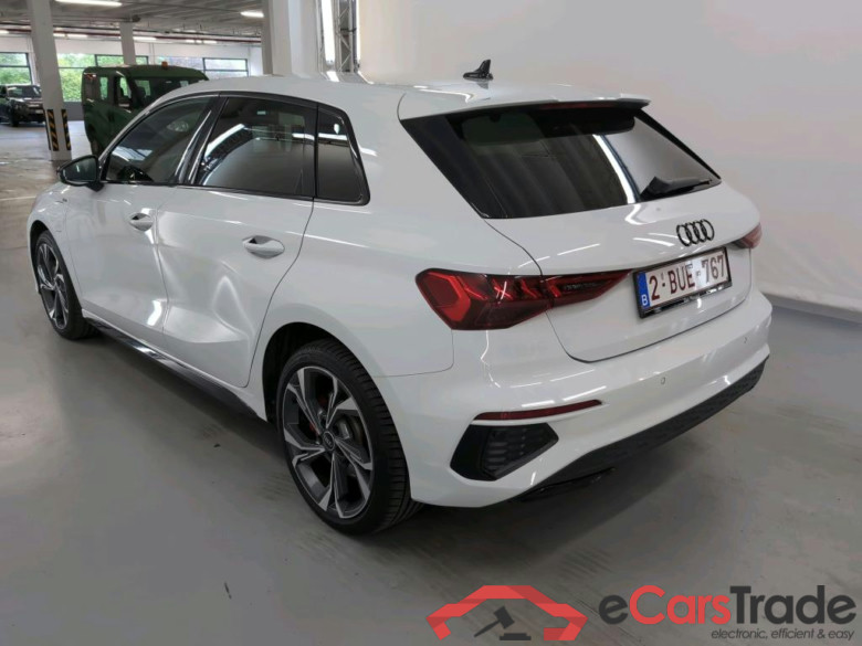 AUDI A3 SPORTBACK 1.4 45 TFSI E S TR. COMPETITION SPORTB. #3