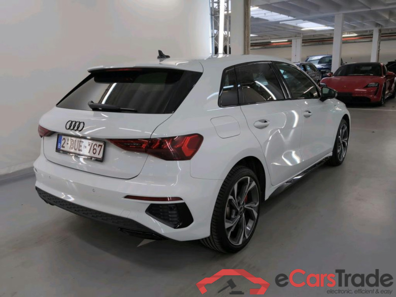 AUDI A3 SPORTBACK 1.4 45 TFSI E S TR. COMPETITION SPORTB. #4