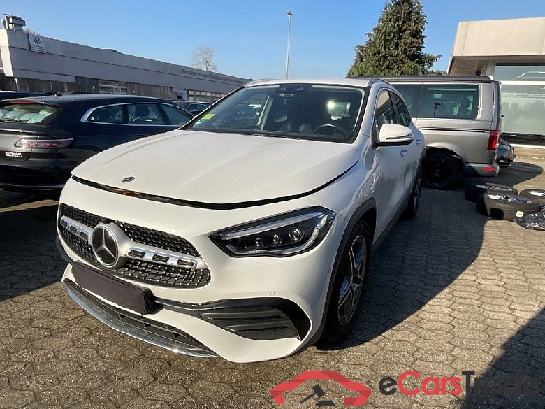 GLA -Klasse GLA 250 (247.746)AMG AMG Line 165KW AT8 E6d