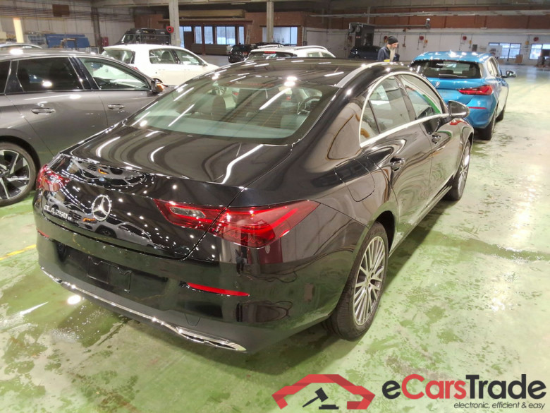 MERCEDES-BENZ CLA 1.3 CLA 250 E LUXURY LINE DCT #4