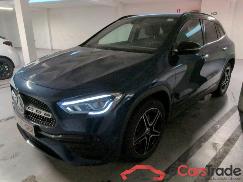 MERCEDES-BENZ GLA 1.3 GLA 250 E DCT AMG LINE #1