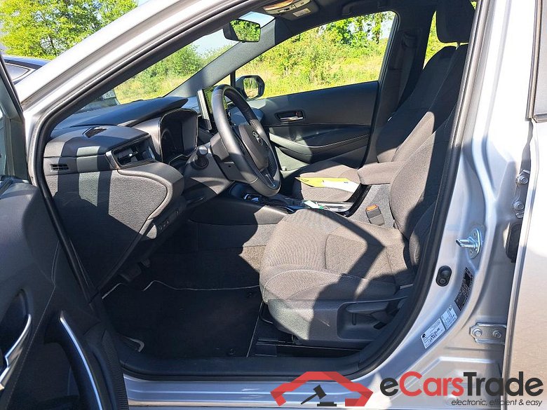 TOYOTA Corolla 1.8 HYBRID DYNAMIC PLUS E-CVT #5