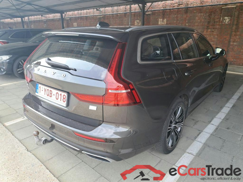 VOLVO V60 - 2018 2.0 T6 AWD PHEV Inscription Expression #4