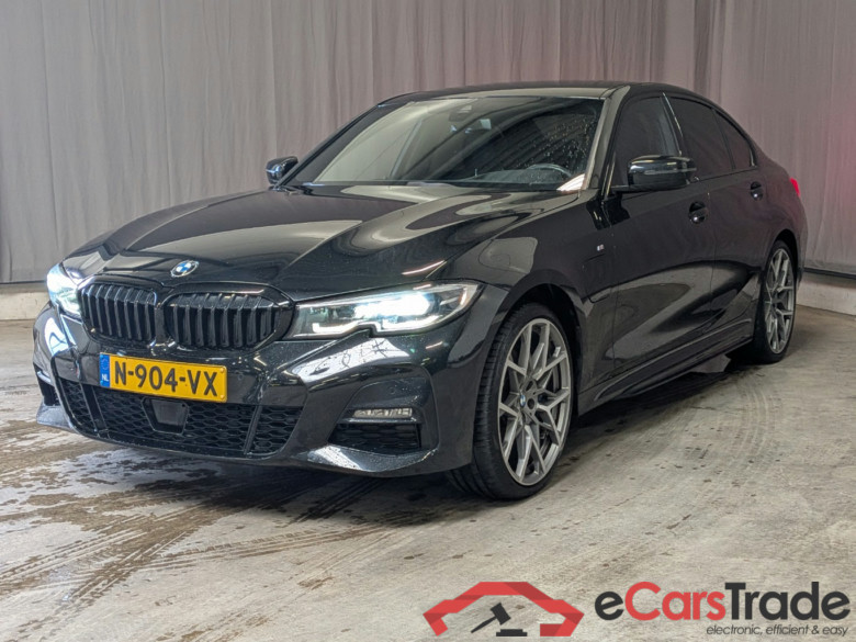 BMW 3-serie 330e High Executive