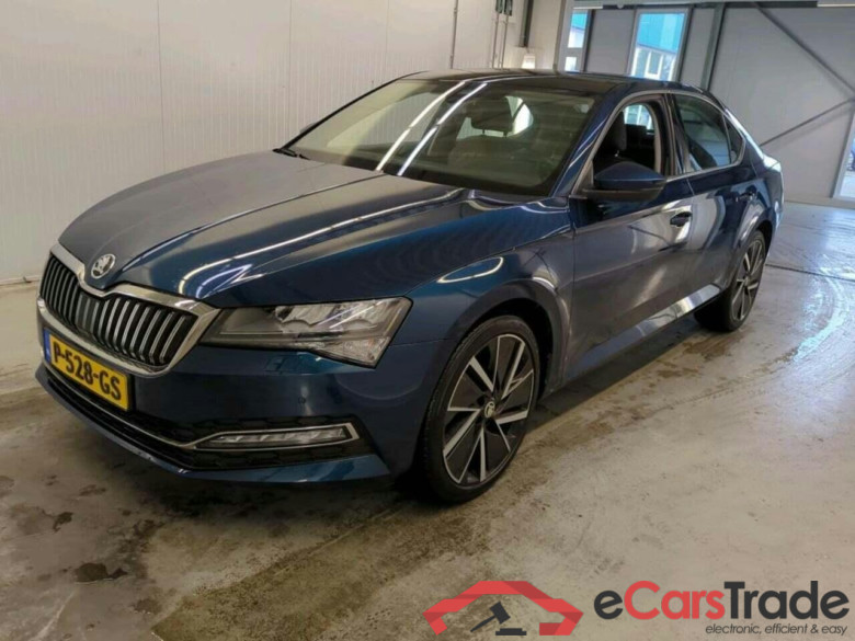SKODA Superb 1.5 TSI Bns Ed. Plus #1