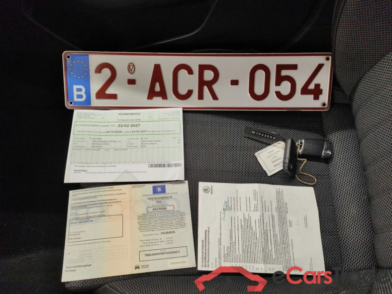 Skoda Superb Combi 1.4 TSI iV 160kW DSG6 Style 5d #4