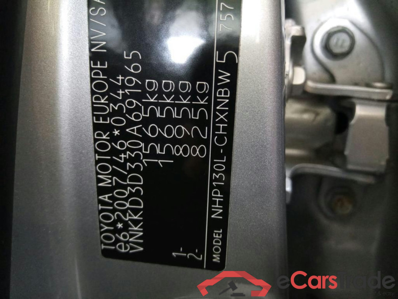 TOYOTA Yaris 54 kW #2