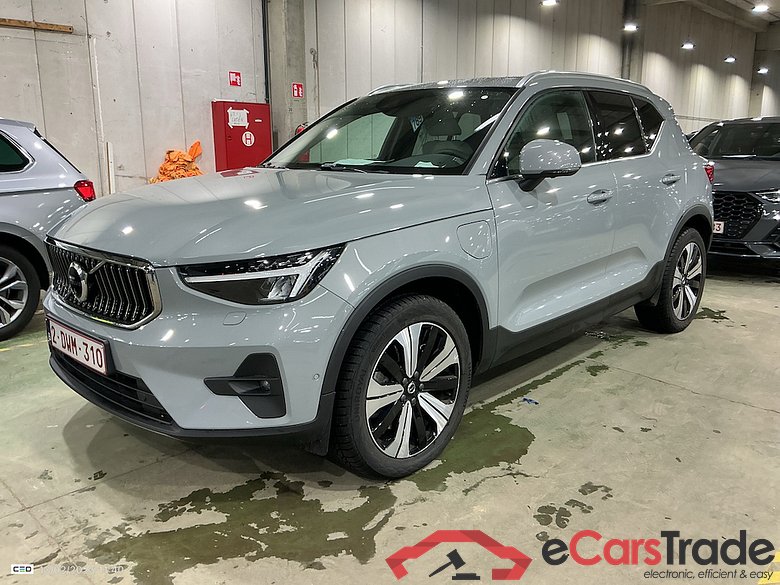 VOLVO XC40 1.5 T4 PHEV ULTIMATE BRIGHT DESIGN DCT