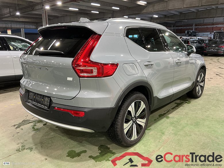 VOLVO XC40 1.5 T4 PHEV ULTIMATE BRIGHT DESIGN DCT #4
