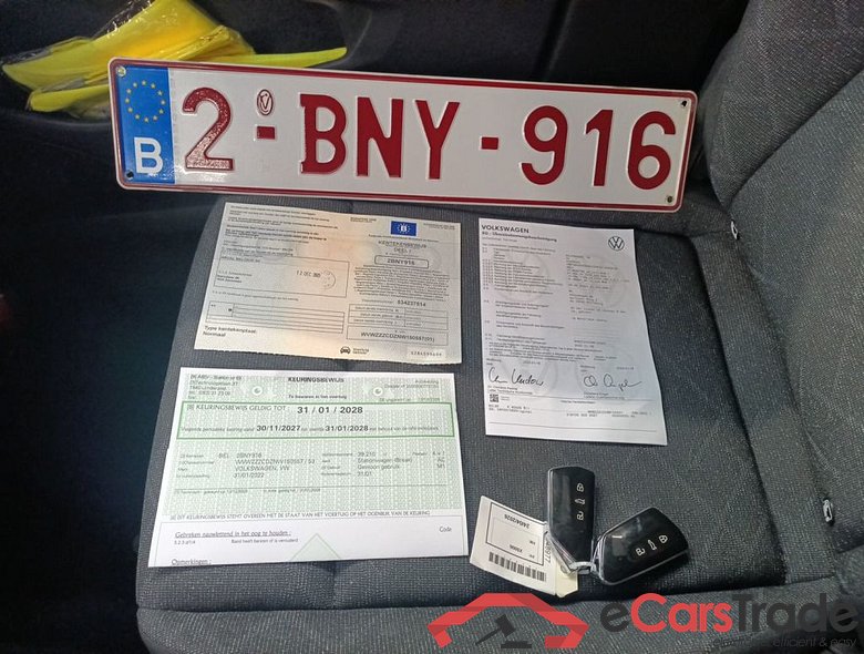 Volkswagen Golf VIII 2.0 TDI 85kW Life 5d #4