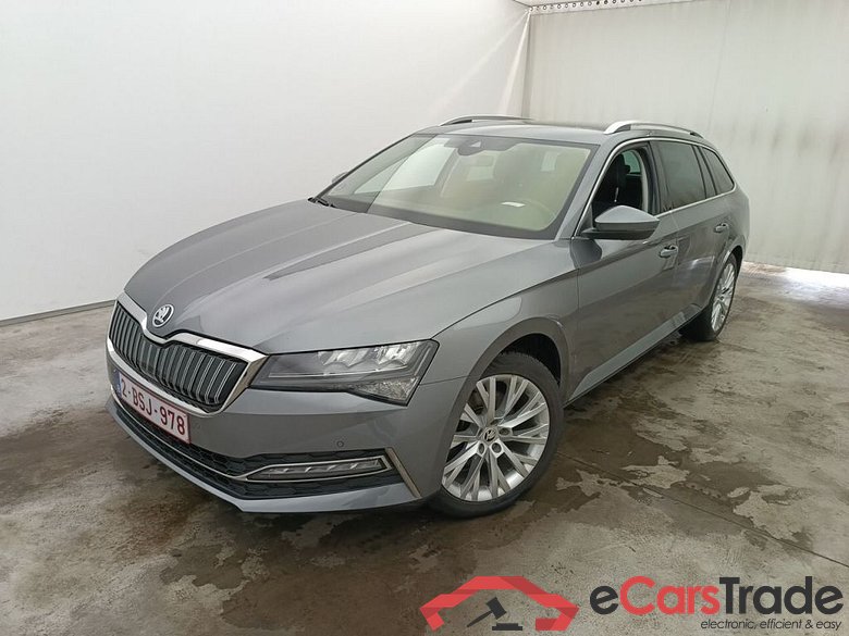 Skoda Superb Combi 1.4 TSI iV 160kW DSG6 Clever 5d #1