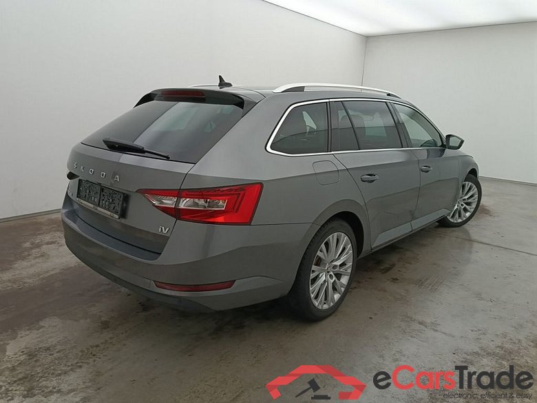 Skoda Superb Combi 1.4 TSI iV 160kW DSG6 Clever 5d #2