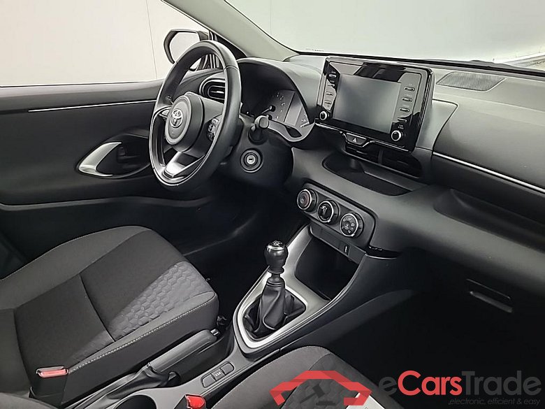 TOYOTA Yaris 1.5 VVT-i Active 5D 92kW #6