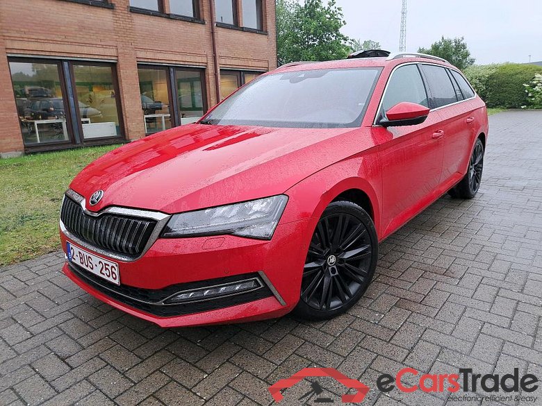 SKODA - SKO SUPERB COMBI TSI iV 218PK DSG6 Clever+ & Ventilated Seats & Area View 360 & 19 Inch & Pano Roof & Towing Hook * HYBRID * #1
