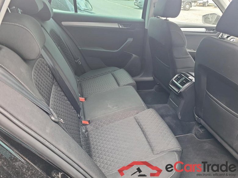 SKODA SUPERB COMBI DIESEL - 2019 2.0 CR TDi Ambition #6