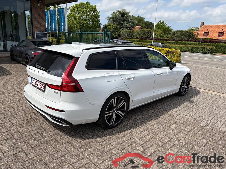 VOLVO V60 2.0 B5 MHE R-Design Geartronic #4