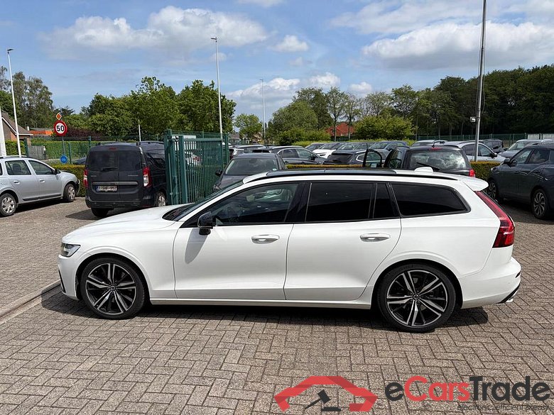 VOLVO V60 2.0 B5 MHE R-Design Geartronic #6