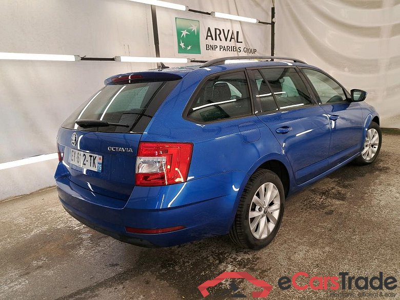 Octavia Combi Business 1.6 TDI 115CV BVA7 E6 #3