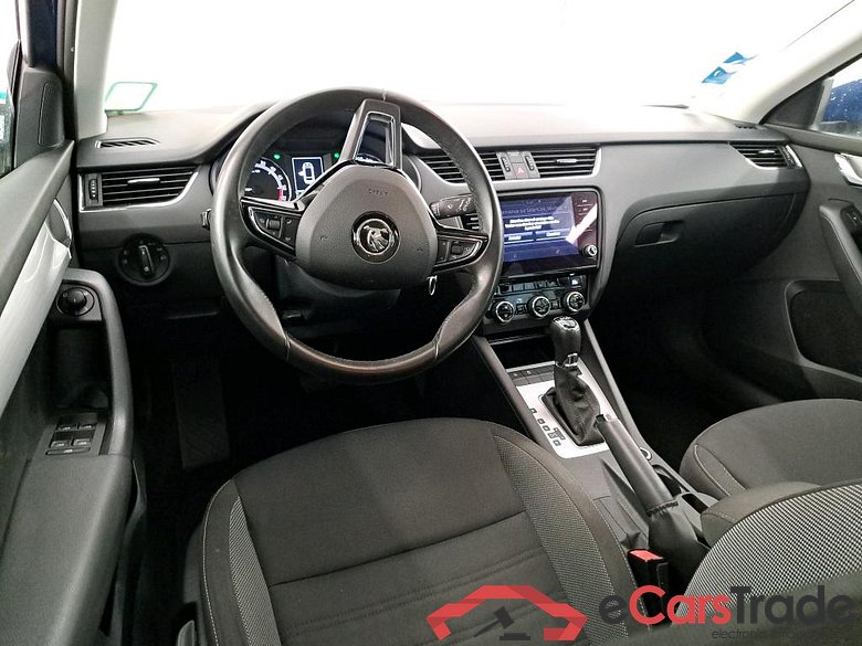 Octavia Combi Business 1.6 TDI 115CV BVA7 E6 #5