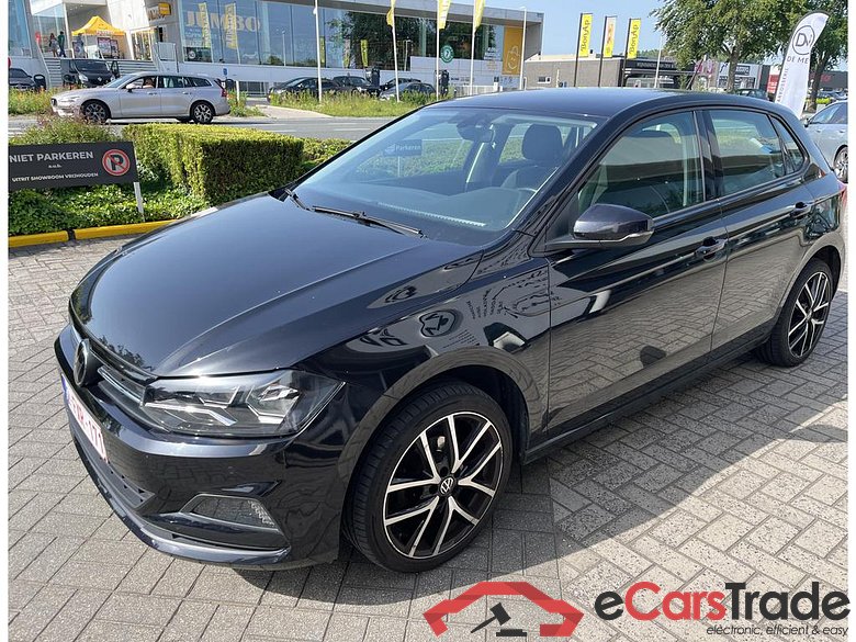 VOLKSWAGEN Polo Polo Comfortline 1.0 70 kW (95 ch) 5 vitesses manuel #2
