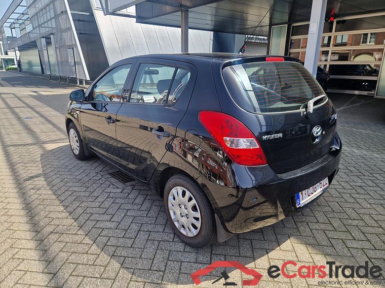HYUNDAI i20 i20 1.4i Lounge MY2011 #3