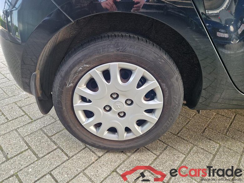 HYUNDAI i20 i20 1.4i Lounge MY2011 #5