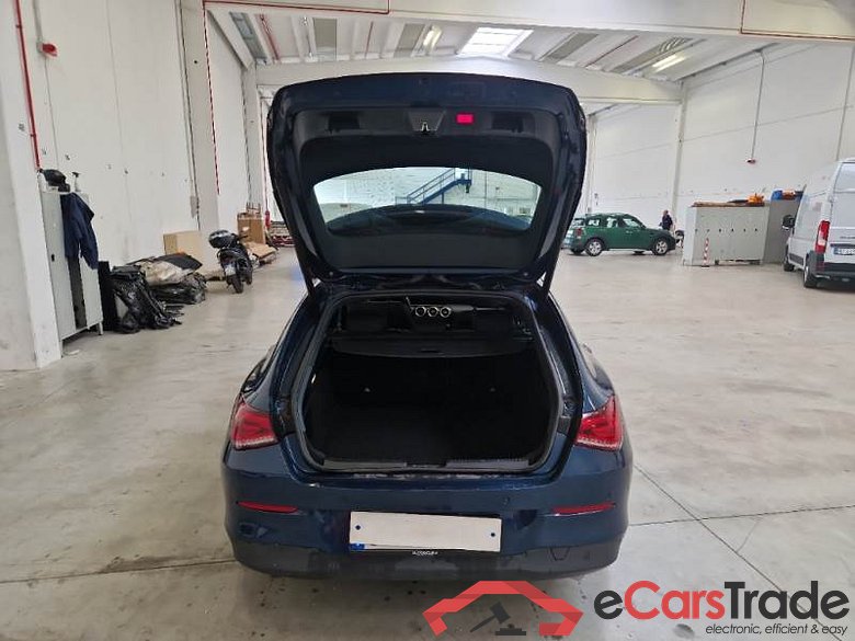 MERCEDES-BENZ CLA SHOOTING BRAKE / 2019 / 5P / STATION WAGON CLA 180 D AUTOMATIC BUSINESS EXTRA #5
