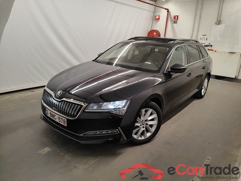 Skoda Superb Combi 1.4 TSI iV 160kW DSG6 Clever 5d #1