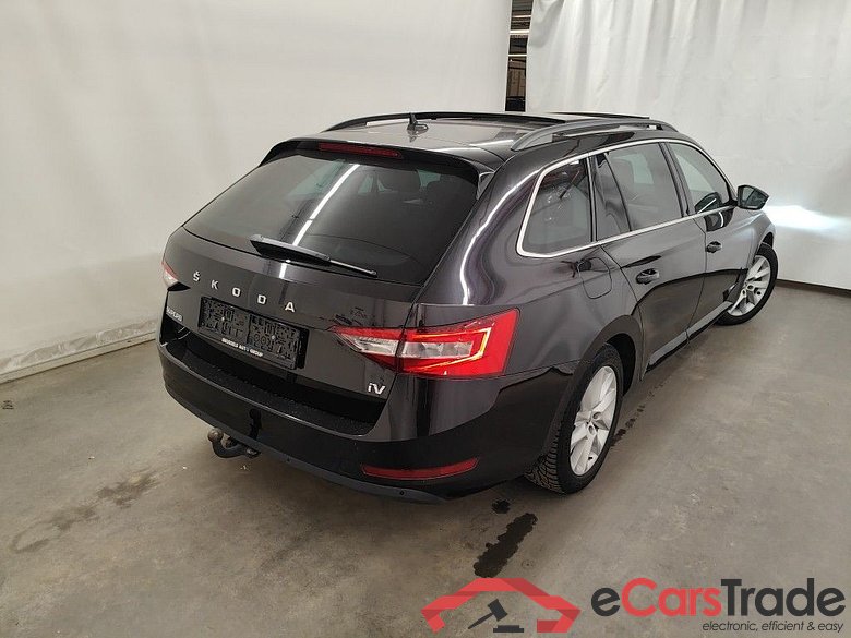 Skoda Superb Combi 1.4 TSI iV 160kW DSG6 Clever 5d #2