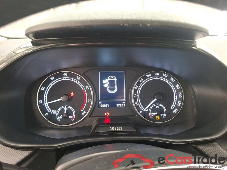Fabia Ambition 1.0 MPI 80CV BVM5 E6d #6