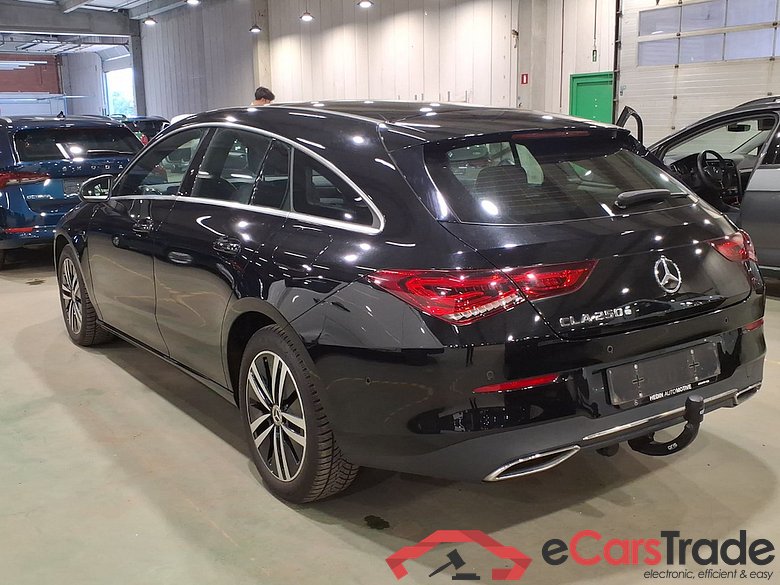 MERCEDES-BENZ CLA SHOOTING BRAKE 1.3 CLA 250 E BUSINESS SOLUTION DCT #2