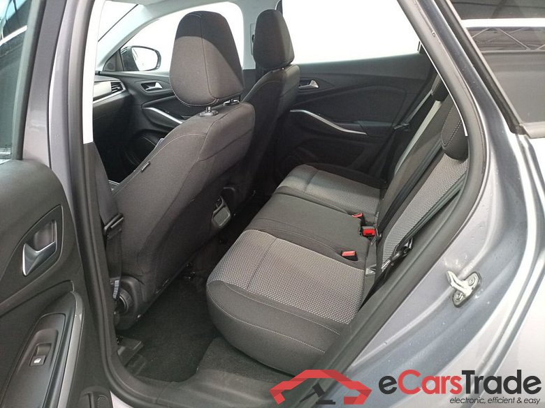 Opel Grandland 1.2 Turbo S/S AT8 Business Edition 5d #3