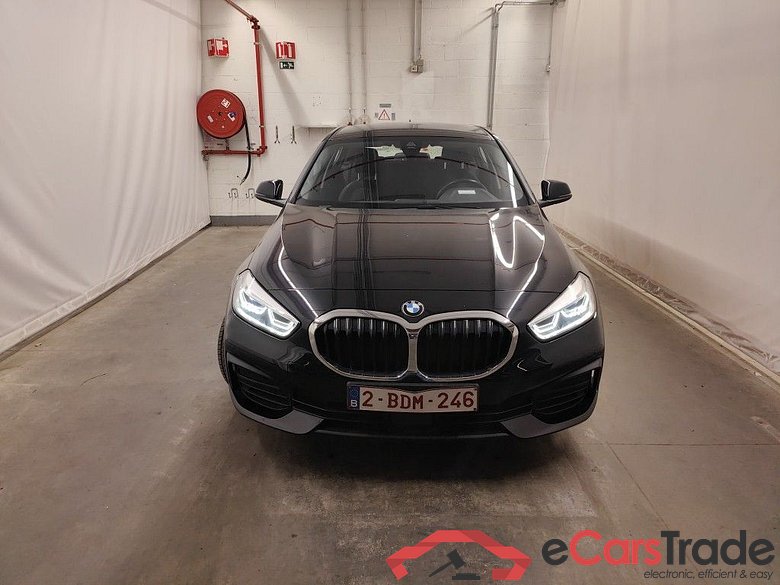 BMW 1 Reeks Hatch 116dA (85 kW) 5d #5