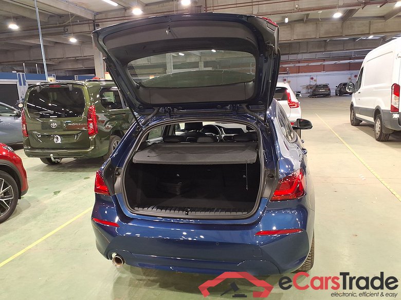 BMW 1 SERIES HATCH 1.5 116IA (80KW) #2