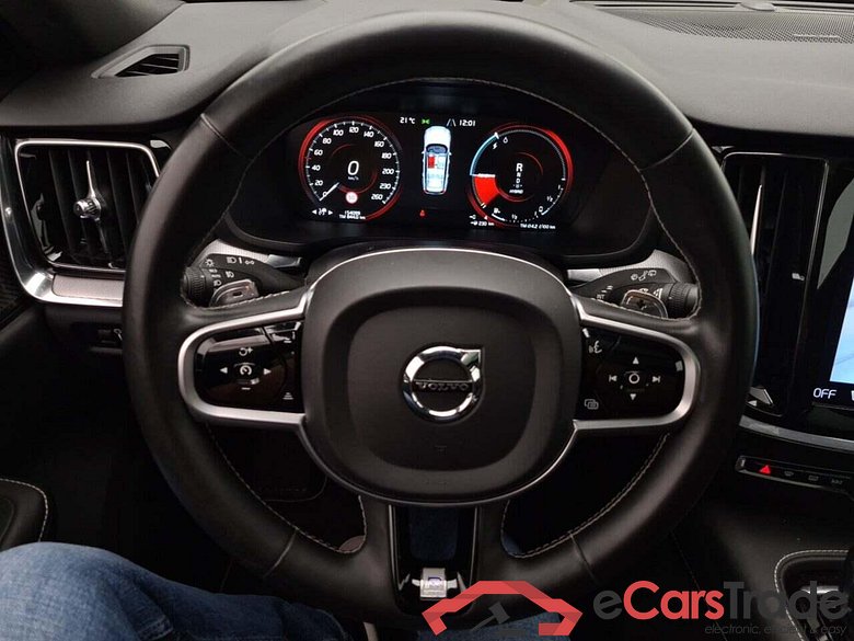 VOLVO V60 2.0 T8 TE AWD R-Des. #6
