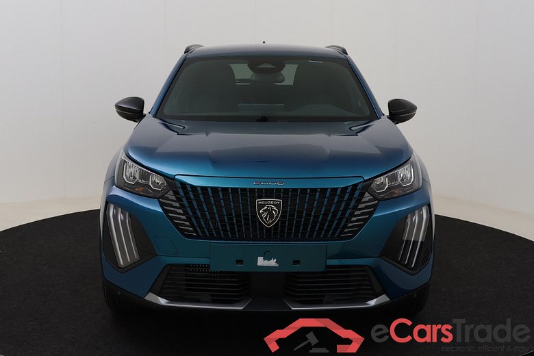 Peugeot 2008 Allure 1.2 Turbo 100 hp Man. 6    #2