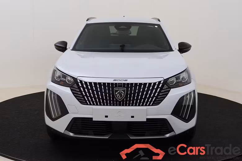 Peugeot 2008 Allure  1.2 Turbo 100 hp Man. 6    #2