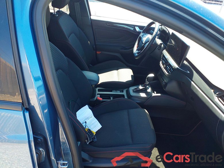 FORD Focus Berlina 1.0 Ecoboost 114KW 155CV S6.2 AutomÃ¡tico ST-LINE X(Winterpack) #3
