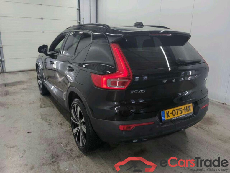 VOLVO XC40 Recharge P8 AWD RDes #4