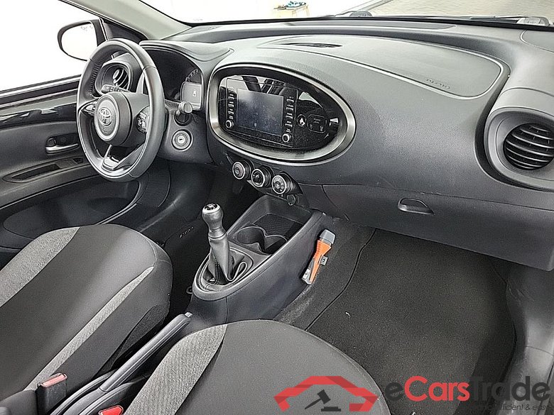 TOYOTA Aygo X 1.0 VVT-I MT play 5D 53kW #6