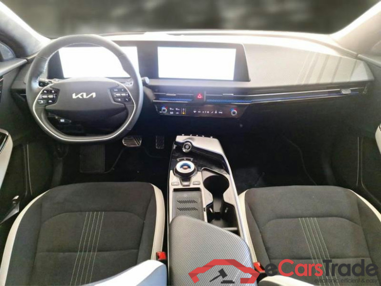 KIA EV6 / 2021 / 5P / SUV 77,4 KWH GT LINE AWD #3