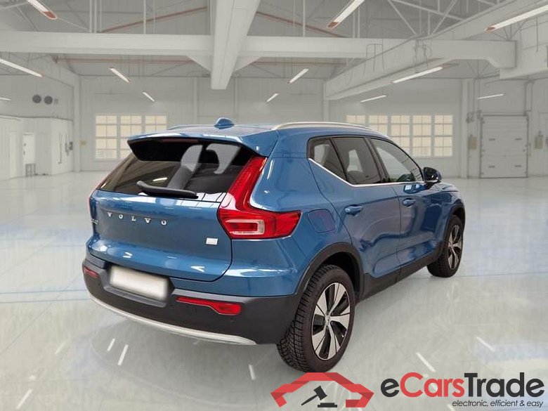 VOLVO XC40 / 2021 / 5P / SUV T5 RECHARGE PLUG-IN AUTO PLUS BRIGHT #2