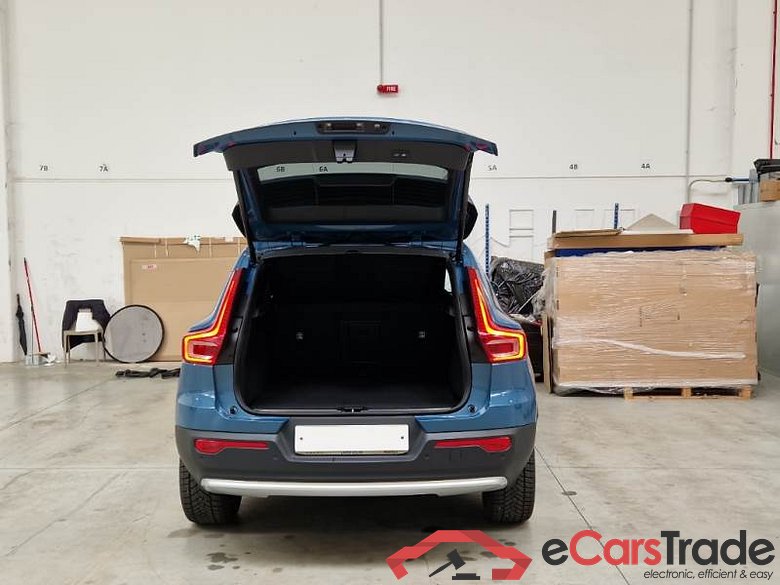 VOLVO XC40 / 2021 / 5P / SUV T5 RECHARGE PLUG-IN AUTO PLUS BRIGHT #5