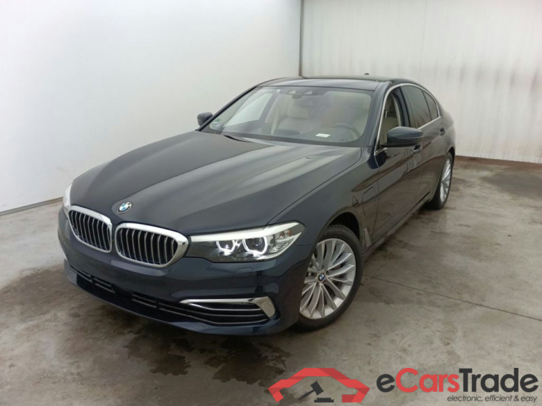 BMW 530e xDrive 184 iPerformance Plug-In Hybrid OPF 4d